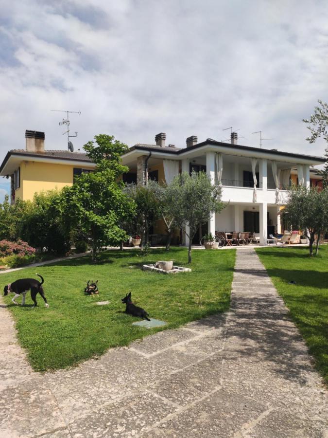 Sara Holiday Rentals Bardolino Exteriör bild